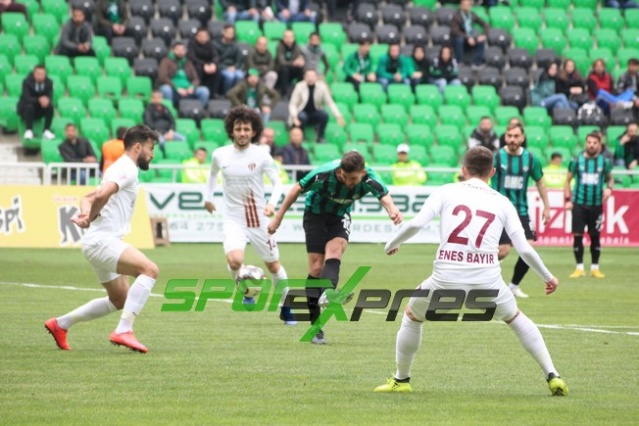 Sakaryaspor-İnegölspor maçının fotoğrafları