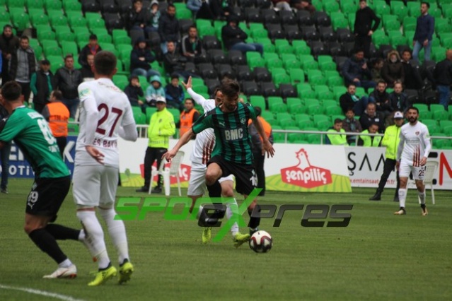 Sakaryaspor-İnegölspor maçının fotoğrafları