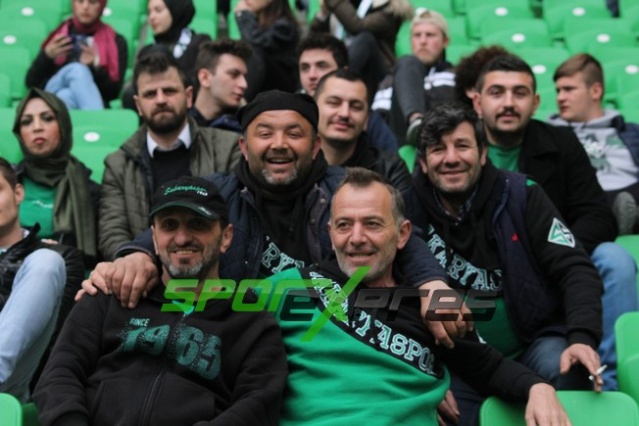 Sakaryaspor-İnegölspor maçının fotoğrafları