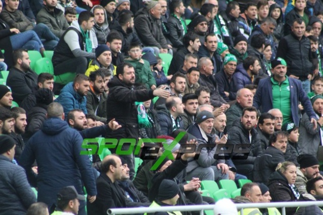 Sakaryaspor-Kırşehir Belediyespor maçından fotoğraflar