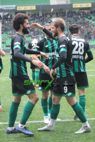 Sakaryaspor-Kırşehir Belediyespor maçından fotoğraflar