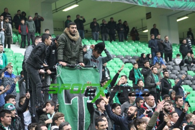 Sakaryaspor-Kırşehir Belediyespor maçından fotoğraflar