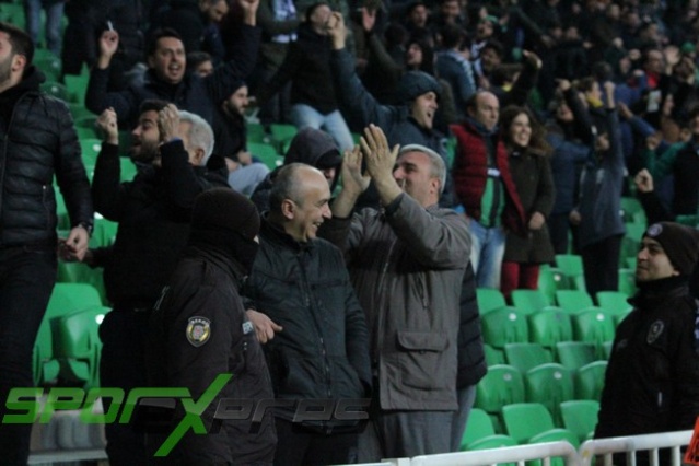 Sakaryaspor-Manisaspor maçı fotoğrafları