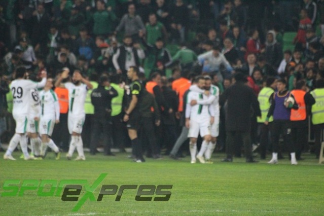 Sakaryaspor-Manisaspor maçı fotoğrafları