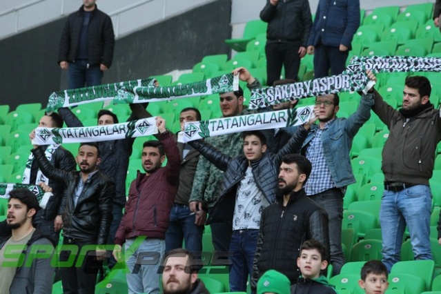 Sakaryaspor-Manisaspor maçı fotoğrafları