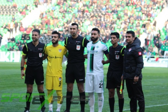 Sakaryaspor-Manisaspor maçı fotoğrafları