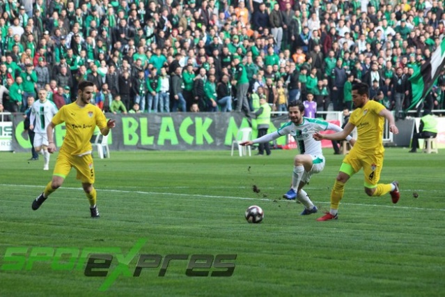 Sakaryaspor-Manisaspor maçı fotoğrafları