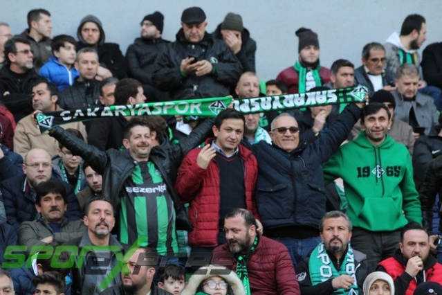 Sakaryaspor-Manisaspor maçı fotoğrafları
