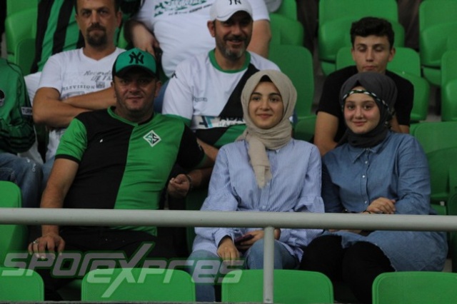Sakaryaspor-Rapid Bükreş maçı fotoğrafları