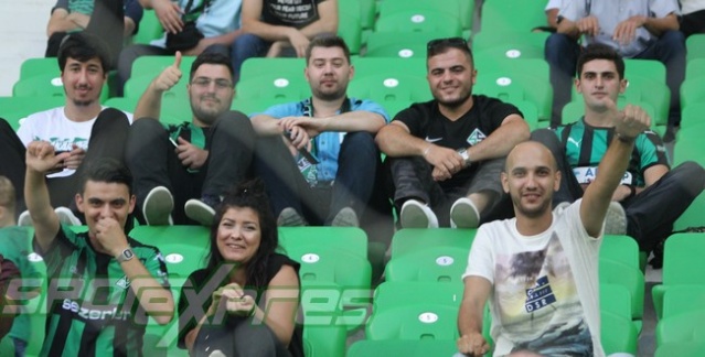 Sakaryaspor-Rapid Bükreş maçı fotoğrafları