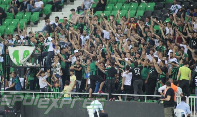 Sakaryaspor-Rapid Bükreş maçı fotoğrafları