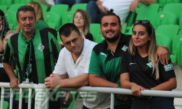 Sakaryaspor-Rapid Bükreş maçı fotoğrafları