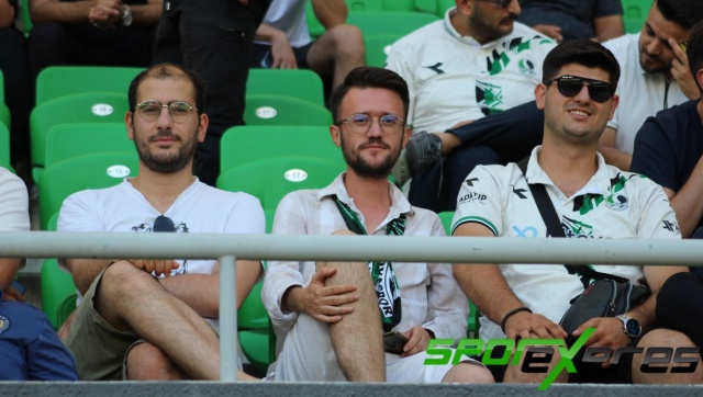 Sakaryaspor-Ümraniyespor maçından fotoğraflar