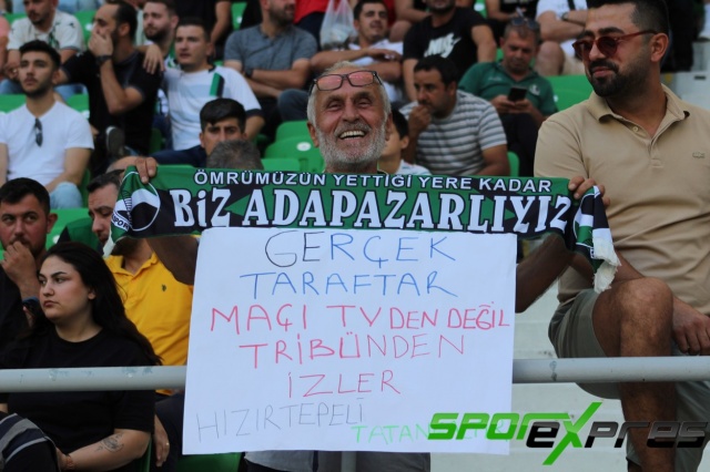 Sakaryaspor-Ümraniyespor maçından fotoğraflar