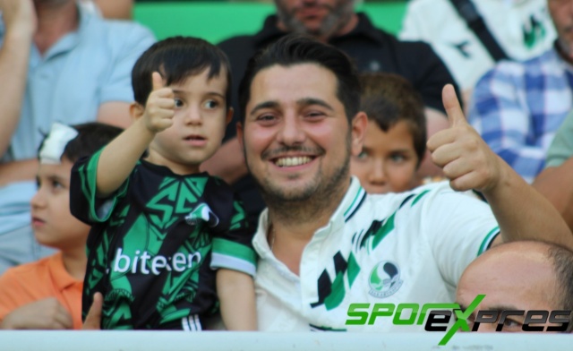 Sakaryaspor-Ümraniyespor maçından fotoğraflar