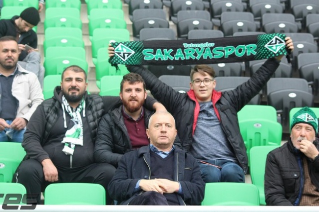 Sakaryaspor-Gaziantepspor Maçı Fotoğrafları