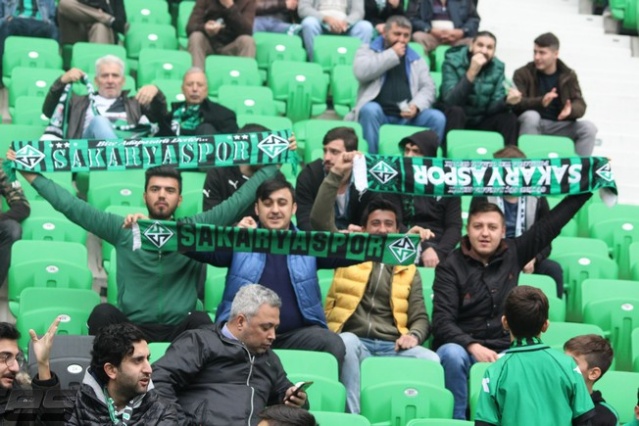 Sakaryaspor-Gaziantepspor Maçı Fotoğrafları