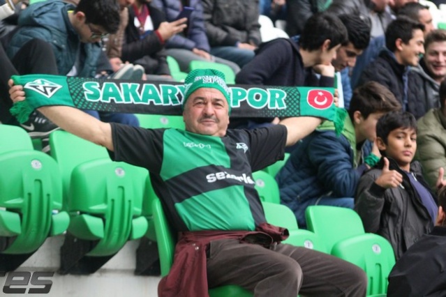 Sakaryaspor-Gaziantepspor Maçı Fotoğrafları