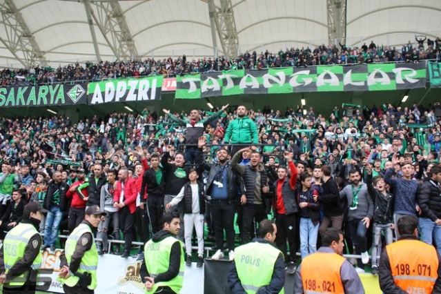 Sakaryaspor-Gaziantepspor Maçı Fotoğrafları