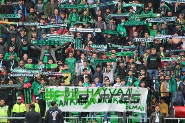 Sakaryaspor-Bodrumspor maçı fotoğrafları