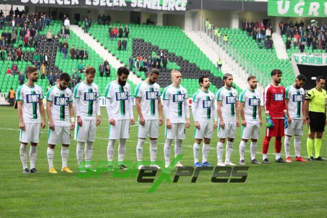 Sakaryaspor-Bodrumspor maçı fotoğrafları