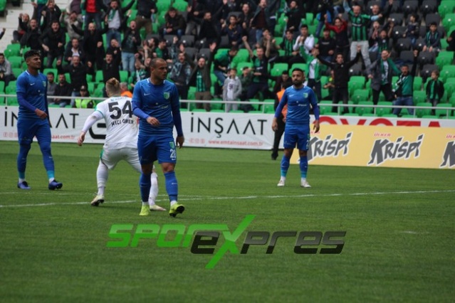 Sakaryaspor-Bodrumspor maçı fotoğrafları