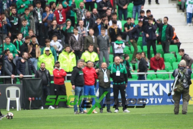 Sakaryaspor-Bodrumspor maçı fotoğrafları