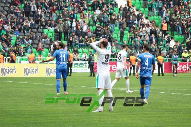 Sakaryaspor-Bodrumspor maçı fotoğrafları