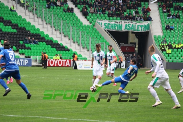 Sakaryaspor-Bodrumspor maçı fotoğrafları