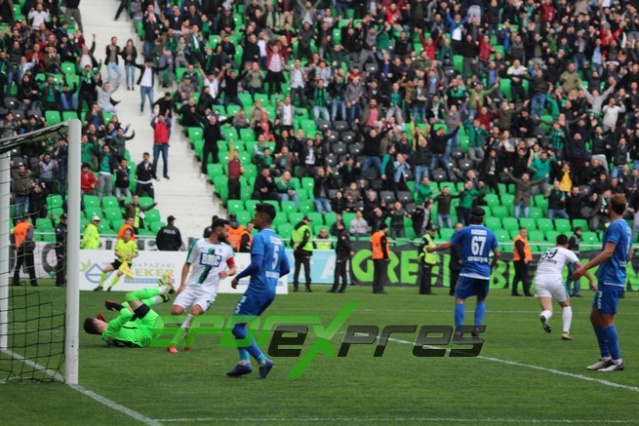 Sakaryaspor-Bodrumspor maçı fotoğrafları
