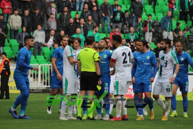 Sakaryaspor-Bodrumspor maçı fotoğrafları