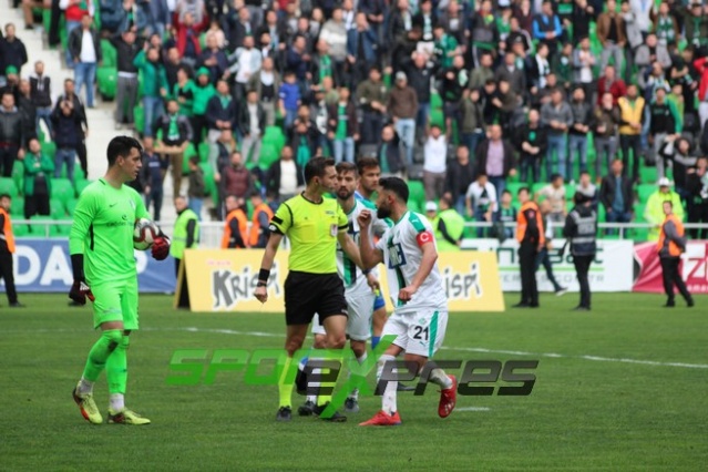 Sakaryaspor-Bodrumspor maçı fotoğrafları