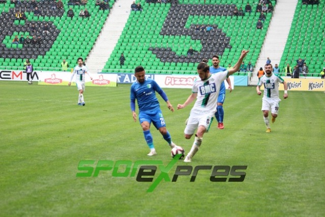 Sakaryaspor-Bodrumspor maçı fotoğrafları
