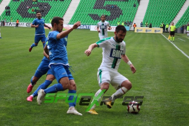 Sakaryaspor-Bodrumspor maçı fotoğrafları