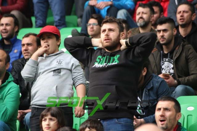 Sakaryaspor-Bodrumspor maçı fotoğrafları