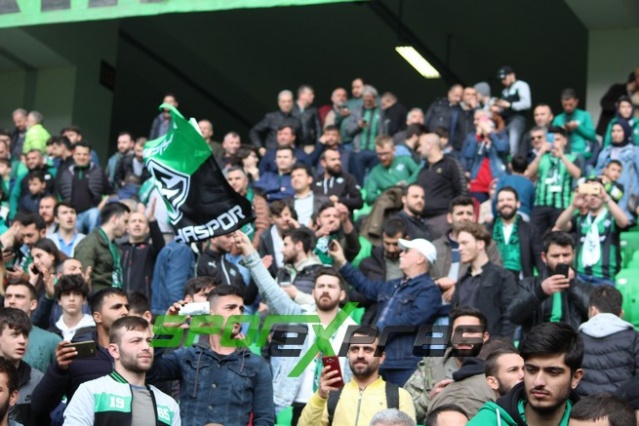 Sakaryaspor-Bodrumspor maçı fotoğrafları