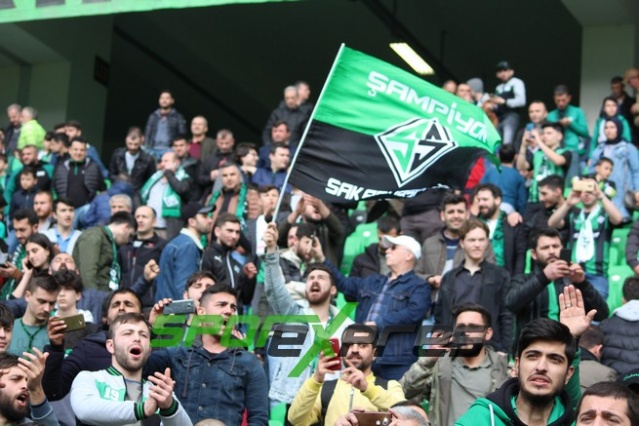 Sakaryaspor-Bodrumspor maçı fotoğrafları