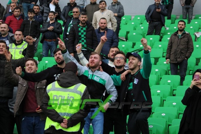 Sakaryaspor-Bodrumspor maçı fotoğrafları