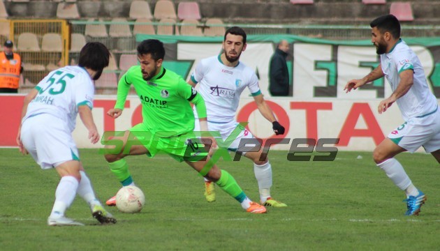 Sakaryaspor-Bodrumspor:0-0