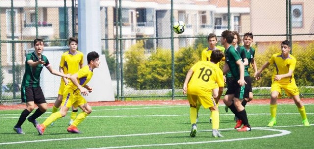 Sakaryaspor U14'ler idare etti 1-1