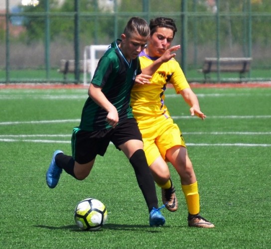 Sakaryaspor U14'ler idare etti 1-1