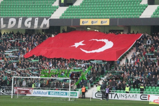 Sakaryaspor-Gümüşhanespor maçı fotoğrafları
