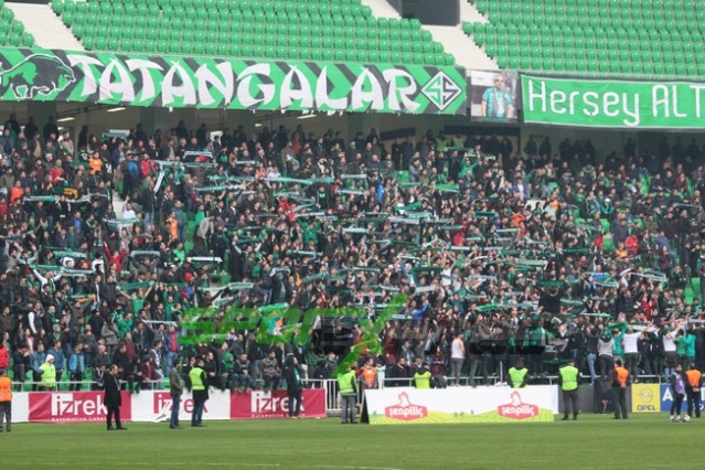 Sakaryaspor-Gümüşhanespor maçı fotoğrafları