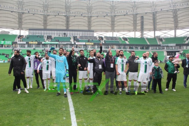 Sakaryaspor-Gümüşhanespor maçı fotoğrafları