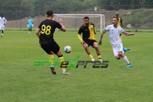 Sakaryaspor-İstanbulspor maçı fotoğrafları
