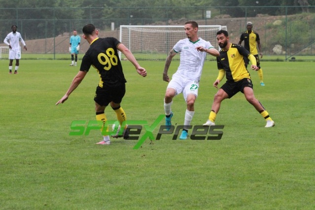 Sakaryaspor-İstanbulspor maçı fotoğrafları