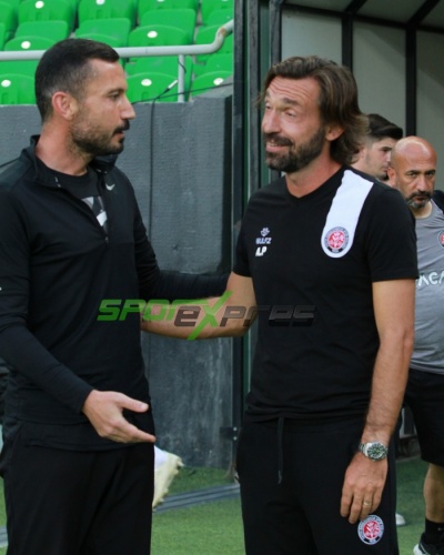 Sakaryaspor-Karagümrük maçı fotoğrafları