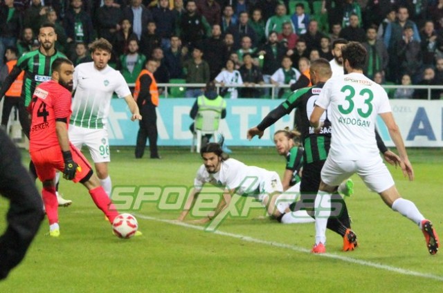 Sakaryaspor-Kırklarelispor:3-1