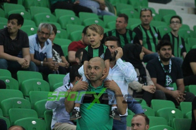 Sakaryaspor-Kocaelispor maçı fotoğrafları