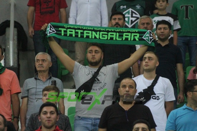 Sakaryaspor-Kocaelispor maçı fotoğrafları